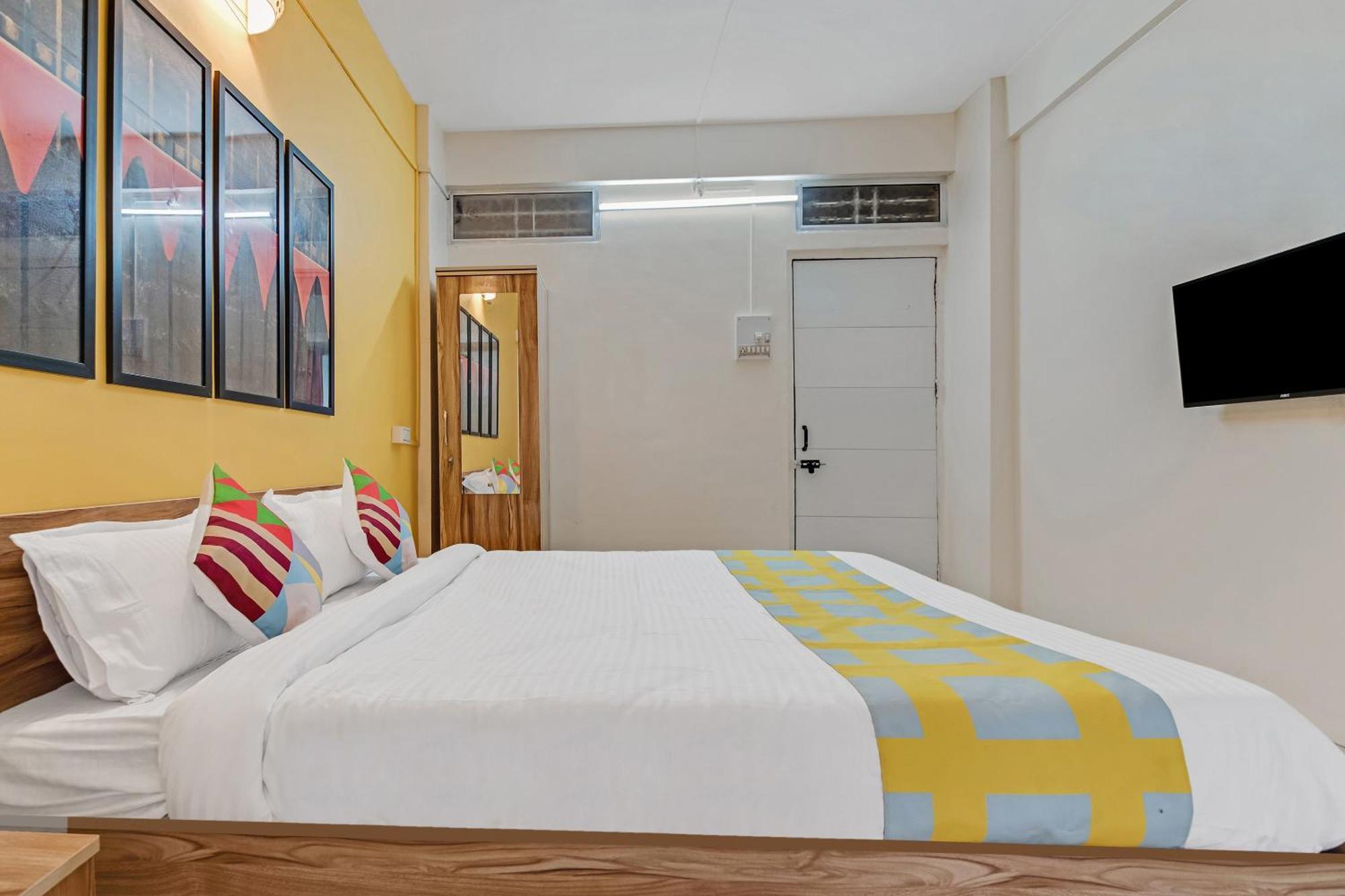 Super Hotel O Saraswati Niwas Vadgaon Budruk Пуна Экстерьер фото